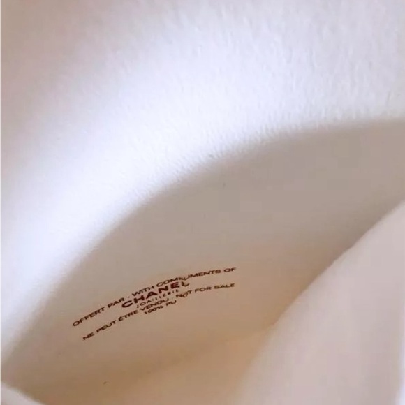 Chanel Card Holder - Picture 3 of 4